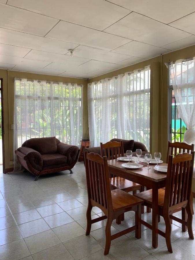 Blue House Guest House Puerto Jimenez Exterior photo